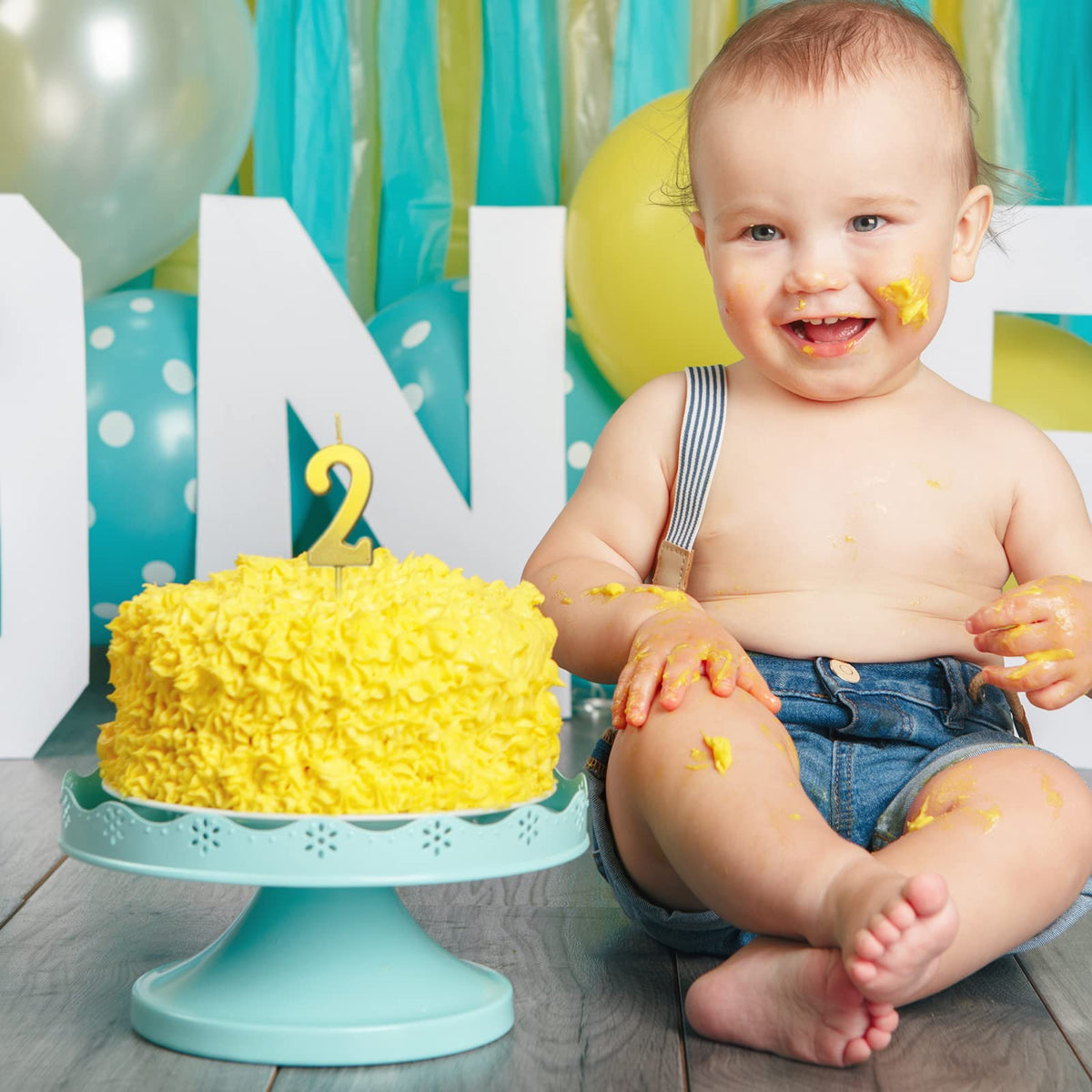 Gold Number Birthday Candles 100 Pack for Cakes and Parties
