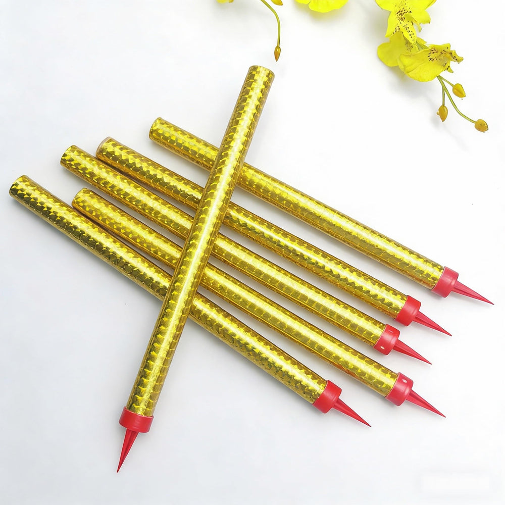 Gold Diamond Cut Cake Candles with Red Stakes for Parties